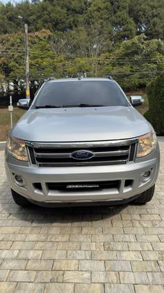 FORD RANGER 3.2 LIMITED 4X4 CD 20V DIESEL 4P AUTOMÁTICO FORD RANGER 3.2 LIMITED 4X4 CD 20V DIESEL 4P AUTOMÁTICO